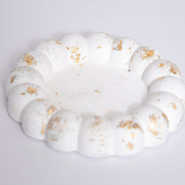 Soy resin decor bubble tray