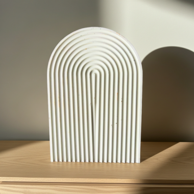 Arch shaped Tray