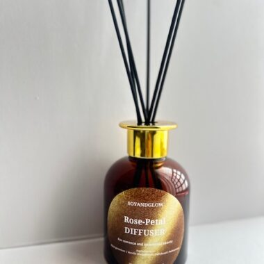Rose Petal Diffuser SoyandGlow 150 ml bottle